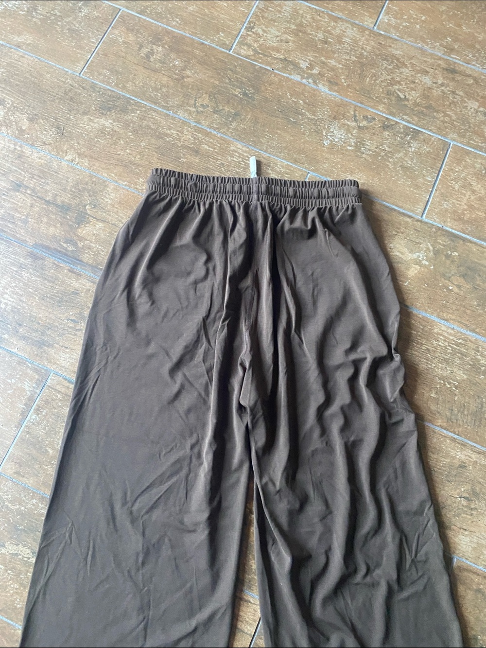 Brown Wide-Leg Pants with Drawstring Waist. Cozy Earth brand. Size xs. NWT. - Picture 5 of 5